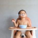 Kiedy dziecko może zjeść owsiankę i puree?